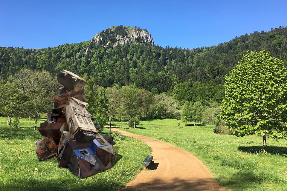 EN FAIRE UNE MONTAGNE